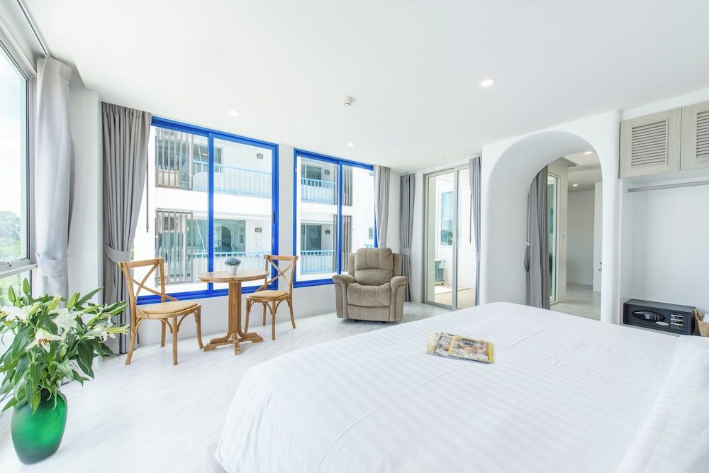 Costa Village Bangsaray Grand Deluxe Room 5