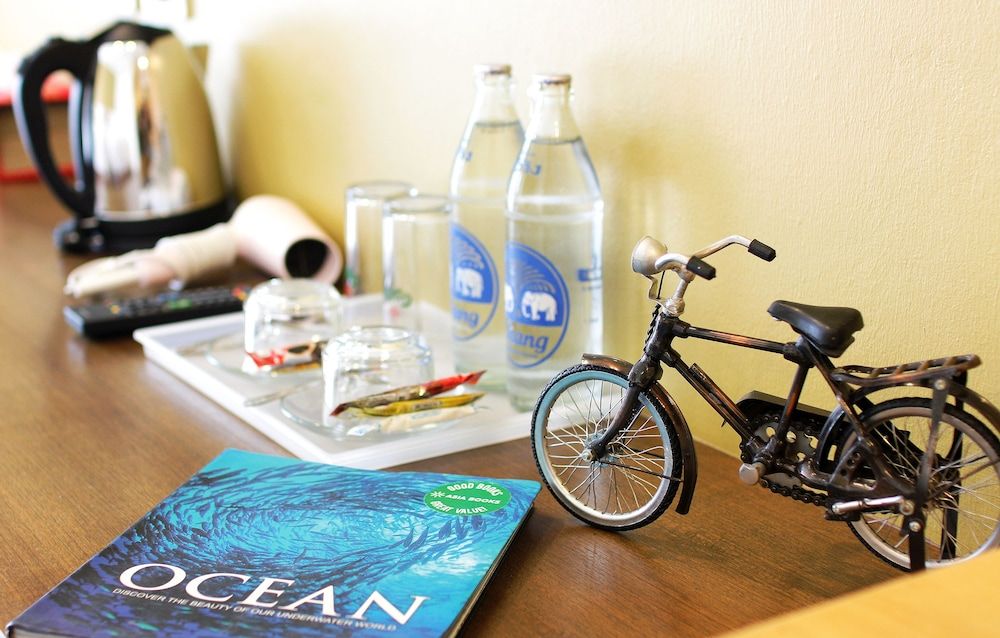 undefined Breezotel 10