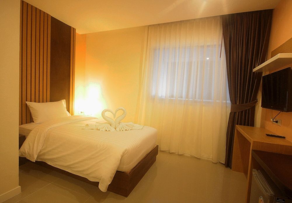 undefined Breezotel 2