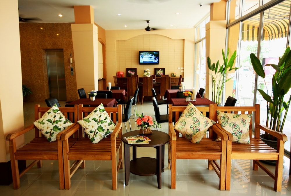 undefined Breezotel 8