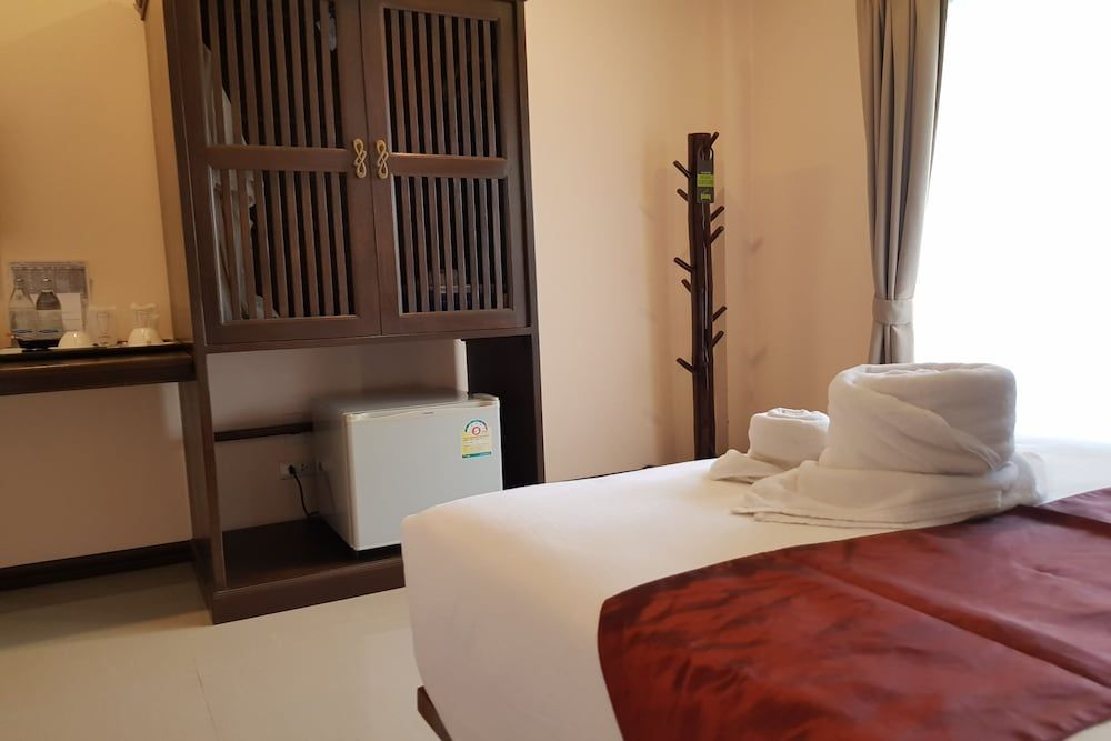 Pai Sukhothai Resort Twin Room, Private Bathroom 7