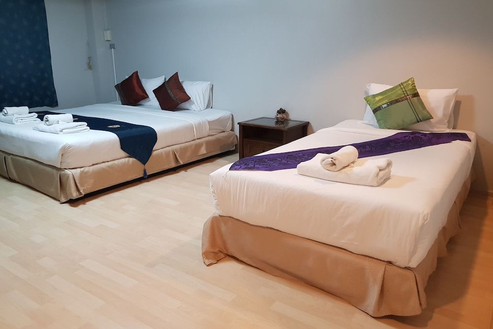 Pai Sukhothai Resort Family Room, Private Bathroom 2