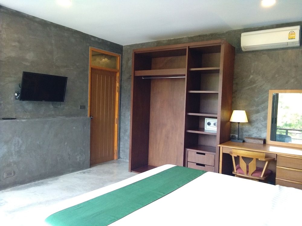 The Touch Green Naiyang Hotel & Fitness Deluxe Room 2