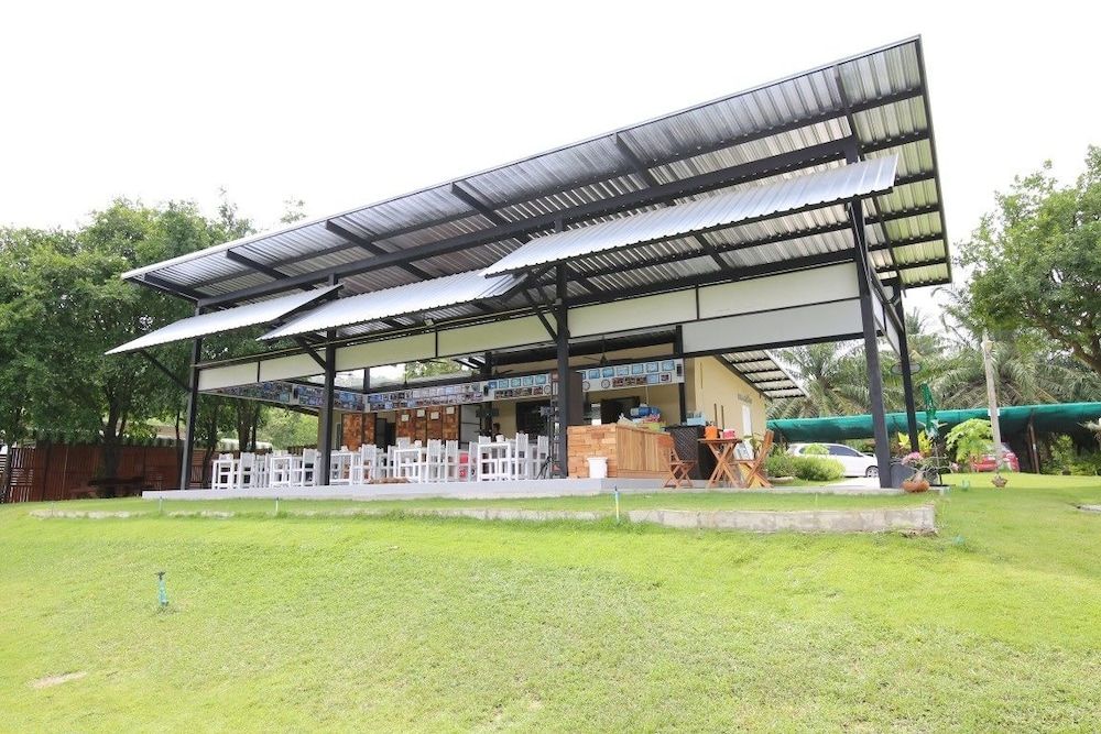 undefined Greenfield Valley Fishing Resort 3