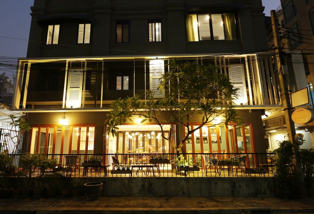 undefined Nandha Hotel 5