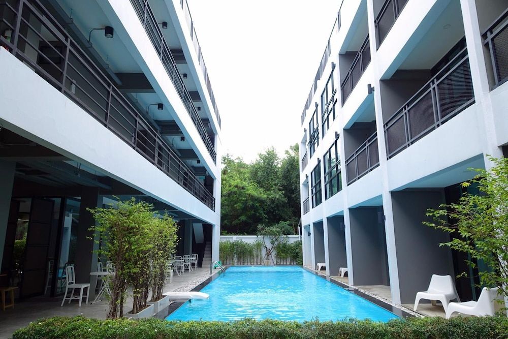 undefined Bluemoon Hotel 9