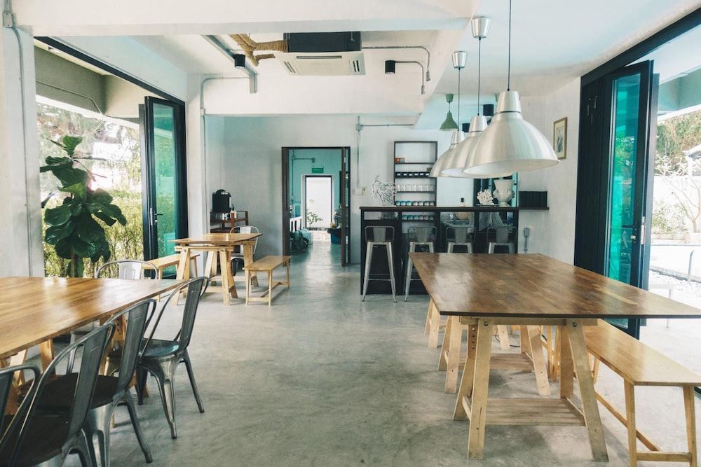 undefined Bluemoon Hotel 5