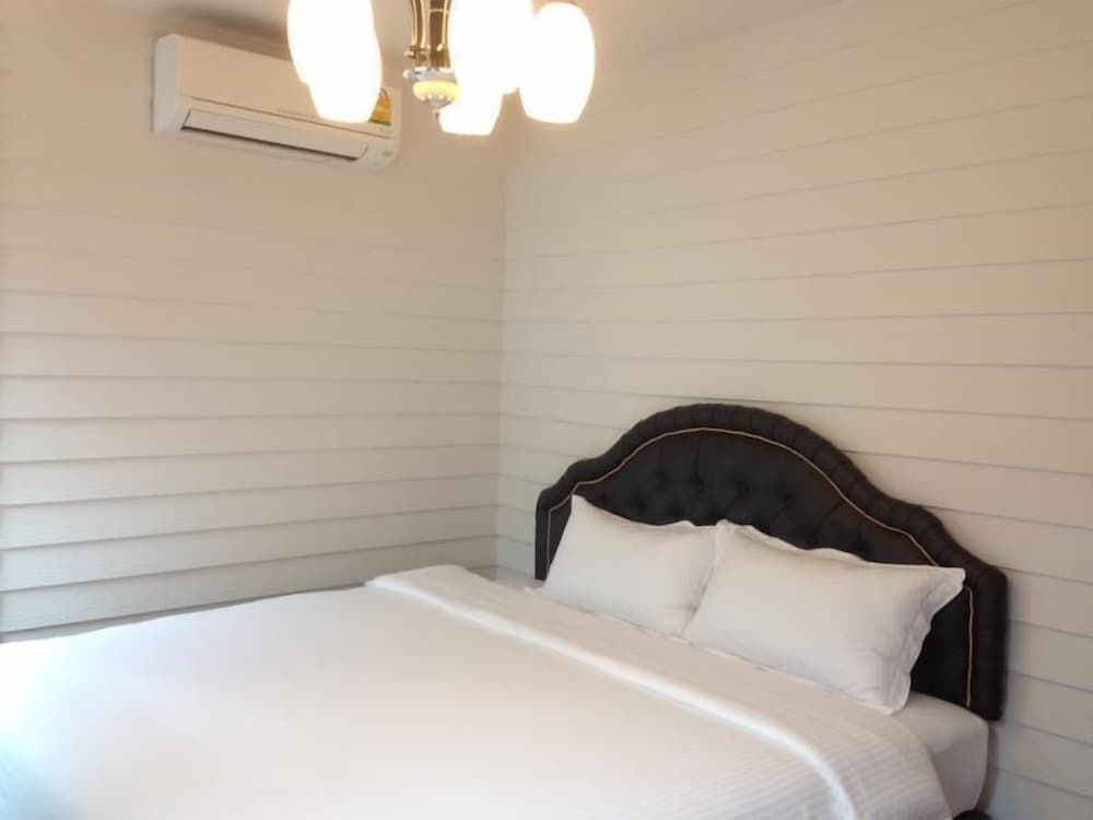 Ban Thungdang Boutique Hotel Superior Room with Free WiFi