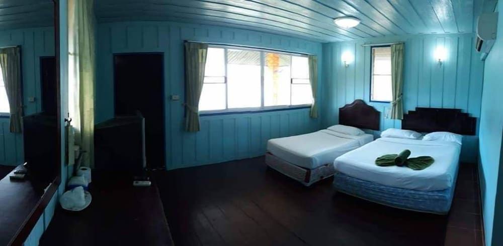 undefined Phi Phi View Point Resort 3