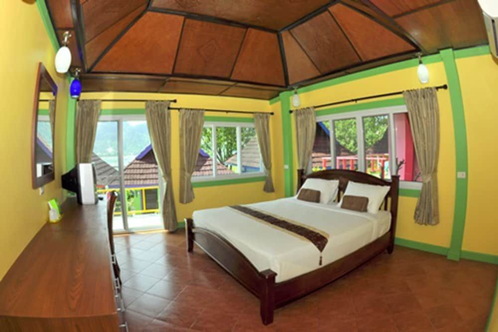 undefined Phi Phi View Point Resort 2