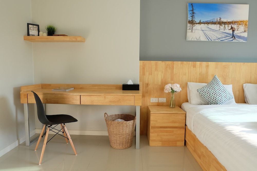 Interpark Hotel & Residence Eastern Seaboard Rayong Standard Room, 1 King Bed 3