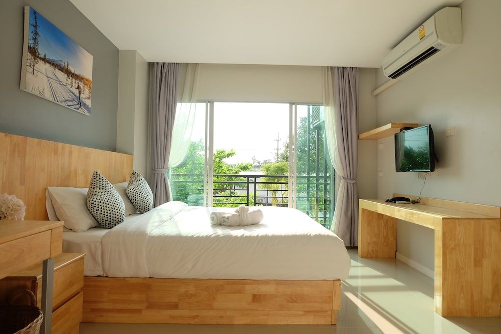 Interpark Hotel & Residence Eastern Seaboard Rayong Standard Room, 1 King Bed 8