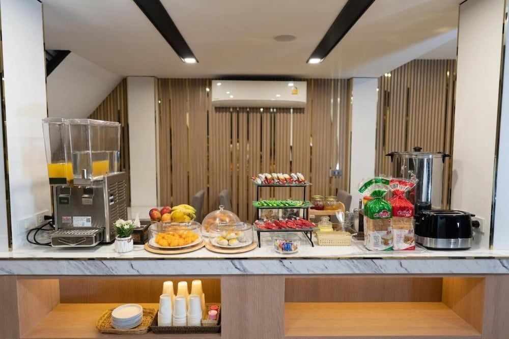 undefined Adamaz House 9