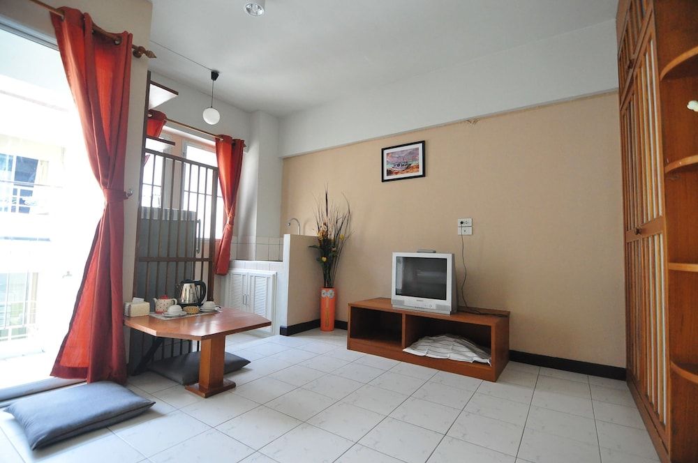 undefined The Living Room Serviced Apartment 8