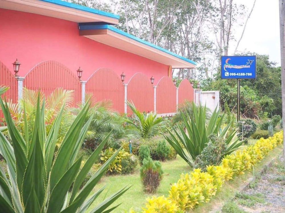 undefined At Night Airport Resort 4