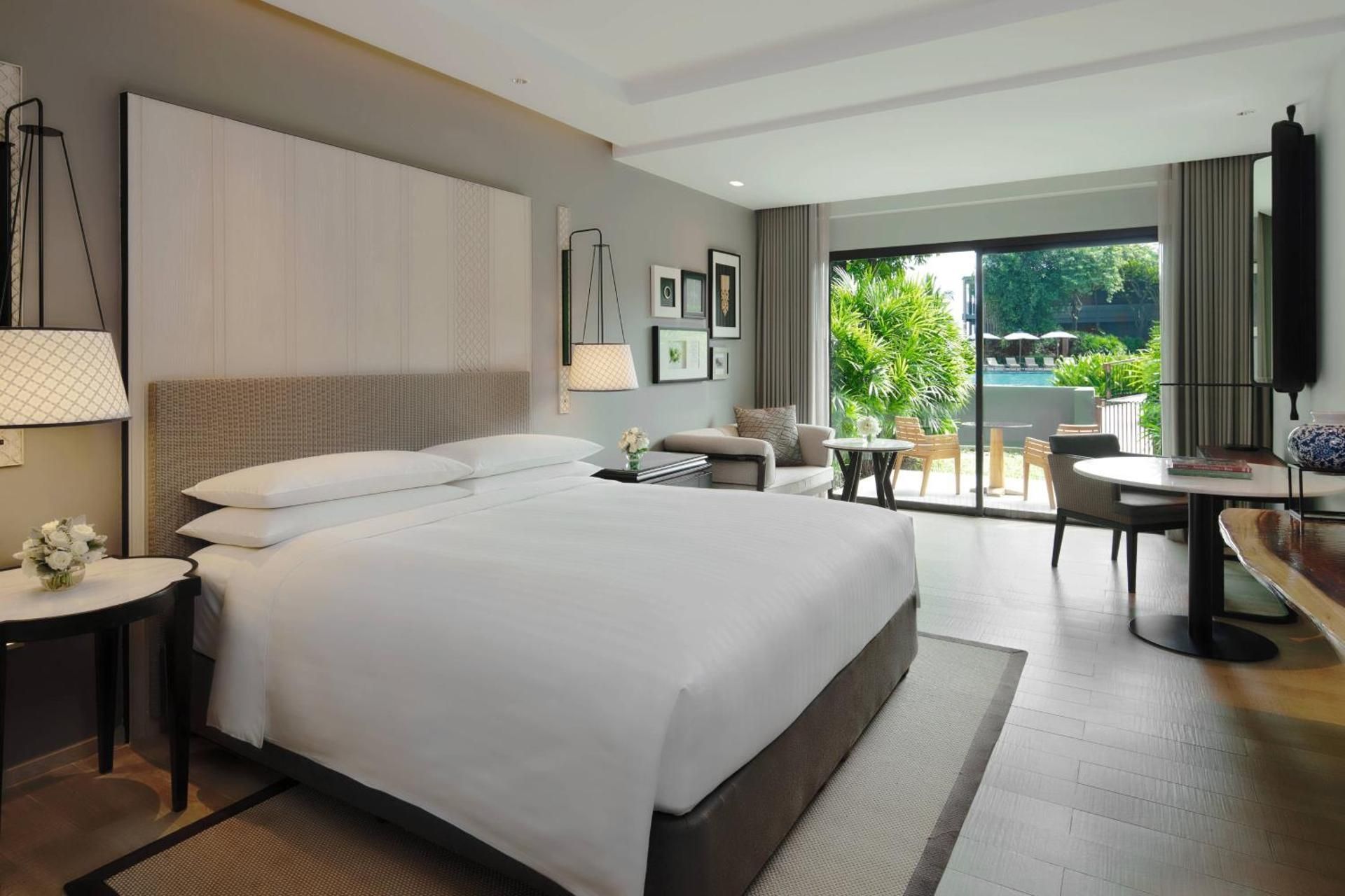 Guest room, 1 King, Terrace