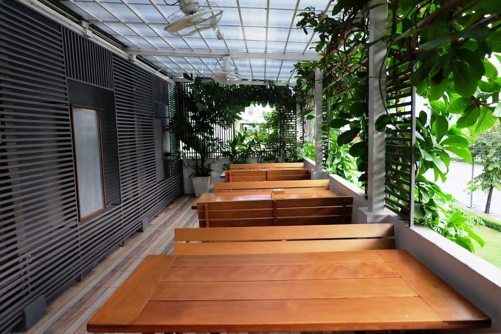 undefined Cozy at 9 Hotel and Kitchen 6