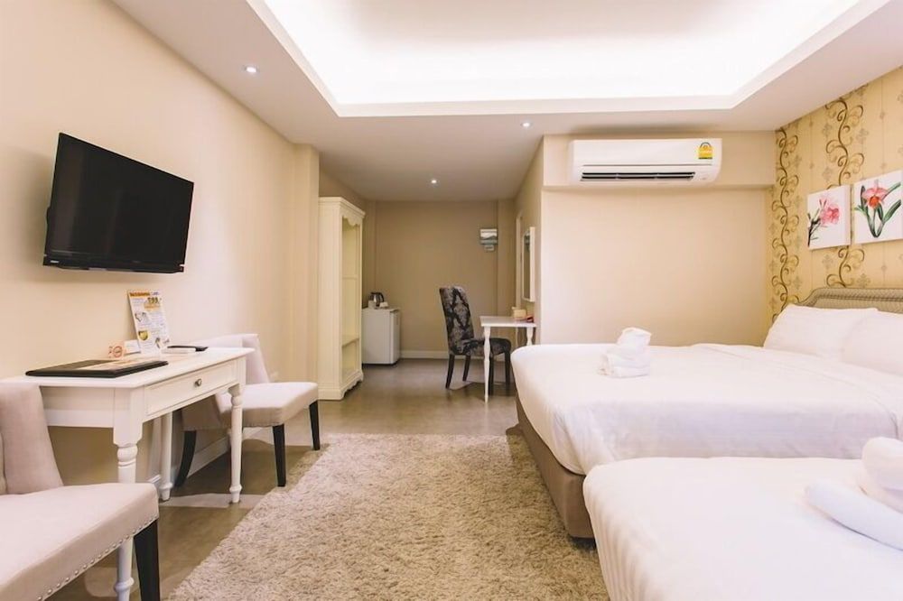 Superior Twin Room