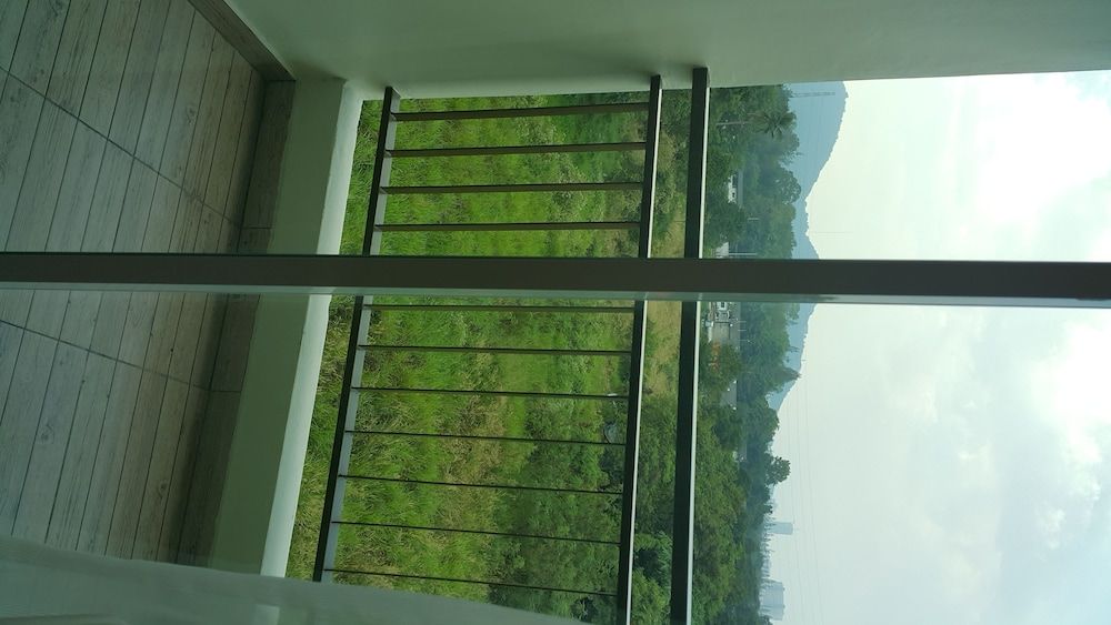 The Sila Sriracha Deluxe Double Room, 1 King Bed, City View 7