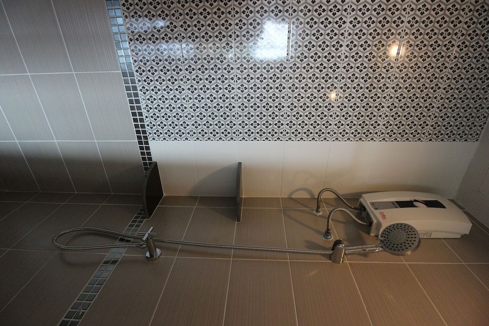 The Sila Sriracha Junior Studio Suite, 1 King Bed, Garden View 8