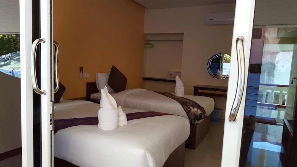 Family Guesthouse Twin Room 2