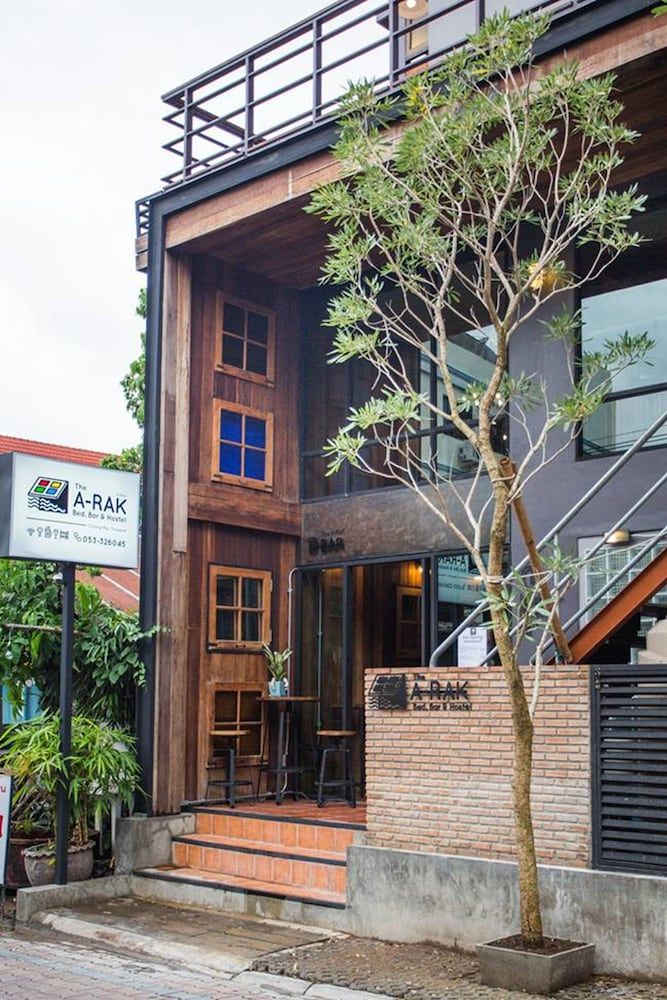 undefined The Arak Bed Bar and Hostel 4