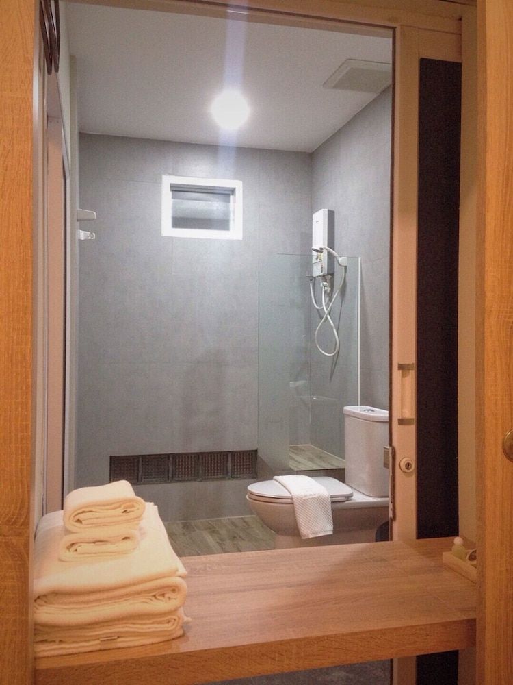 Zenith Residence Hotel Standard Double Room 5