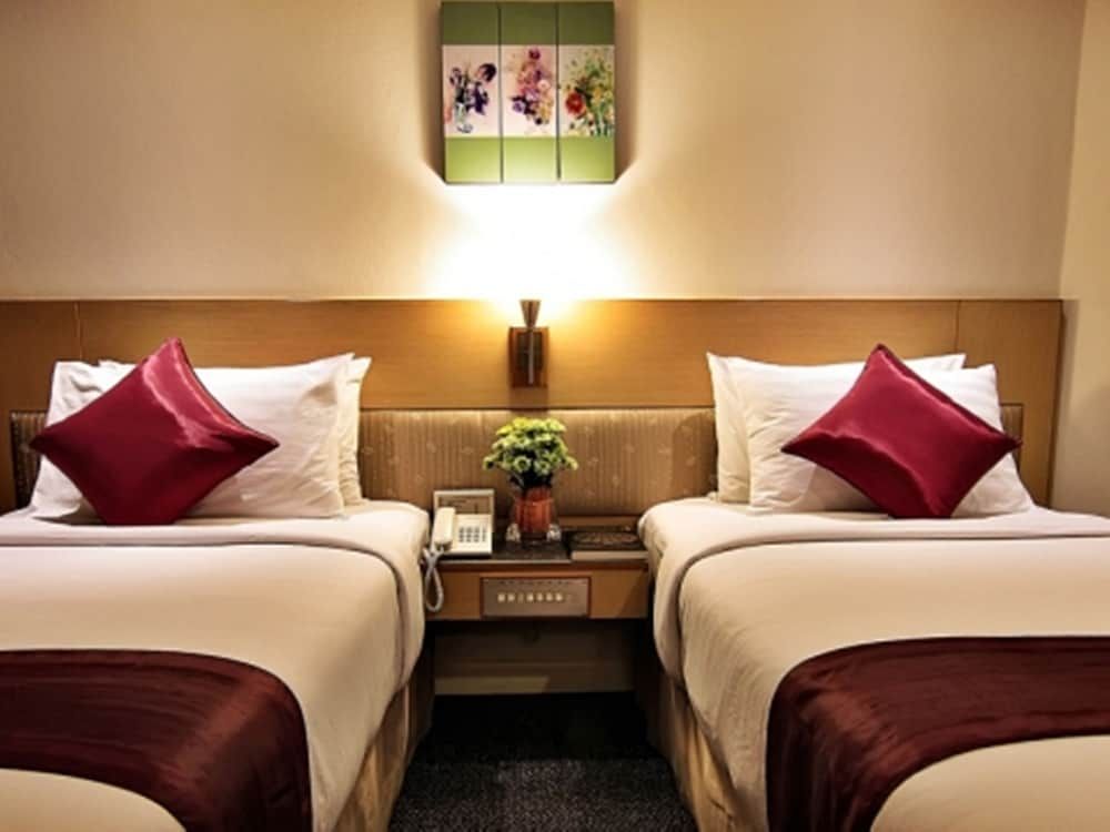 undefined Bossotel Bangkok 5