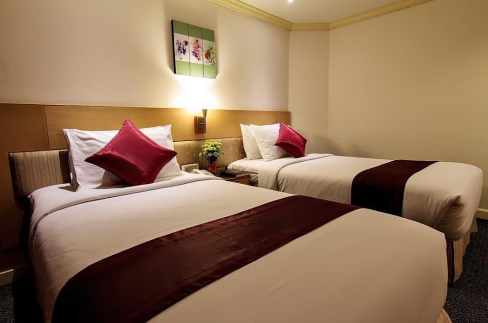 undefined Bossotel Bangkok 3