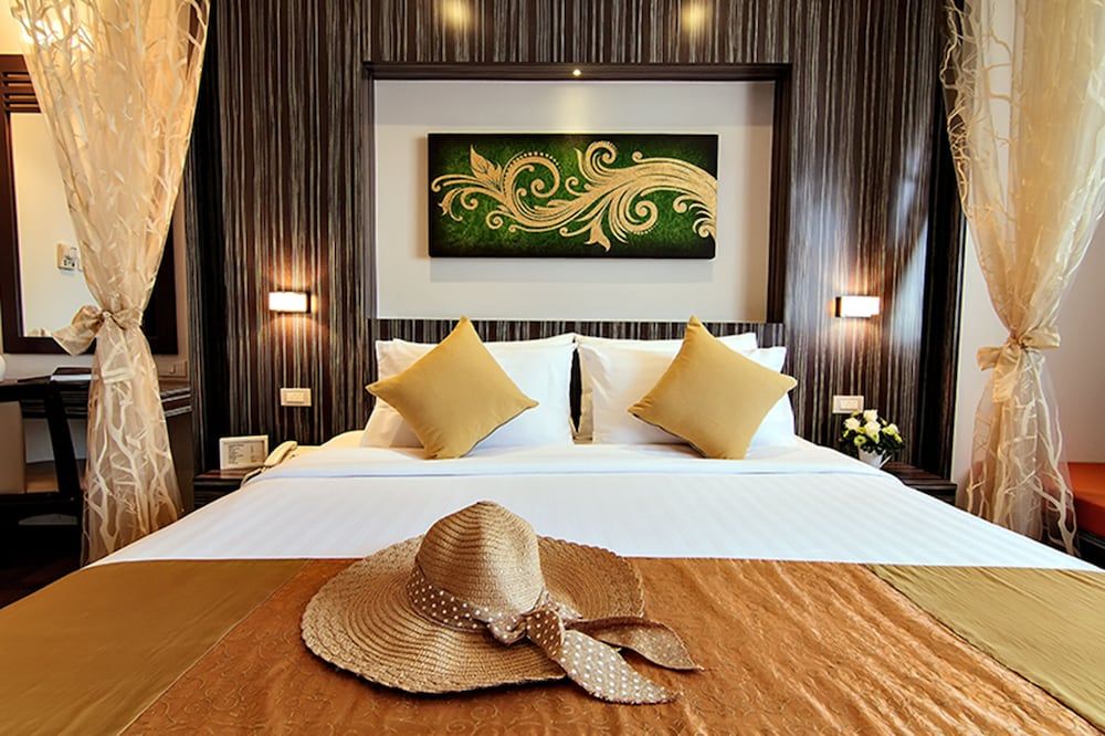 undefined Bossotel Bangkok 2