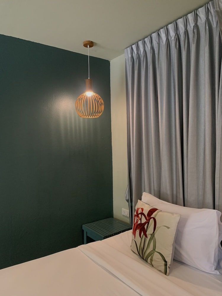 Natural Park Resort De Wangthong River View Chalet 7