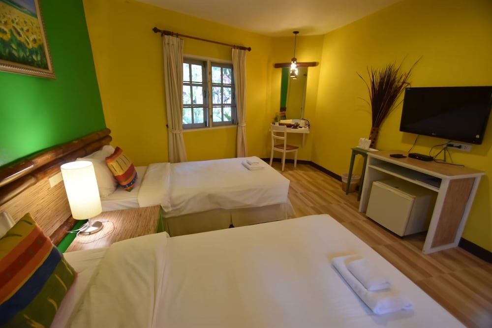 Natural Park Resort De Wangthong Garden View Chalet 2