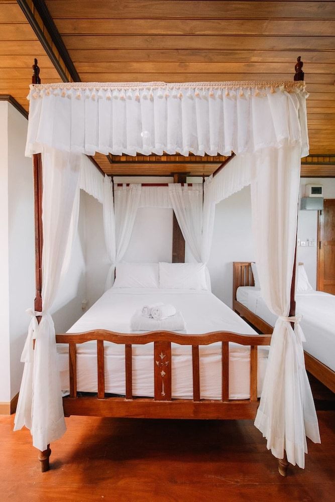 Sukhothai Garden Superior Triple Room with Garden View