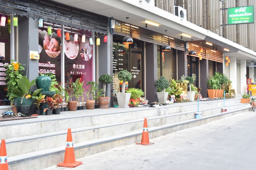 undefined Hide Bangkok Hostel 5
