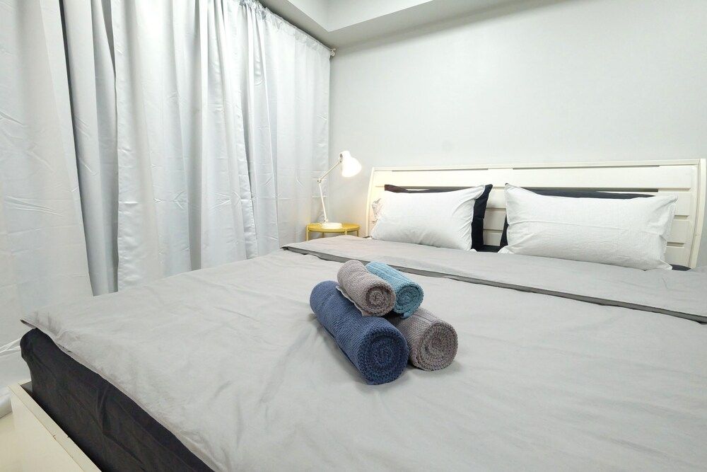 undefined S Apartment 8