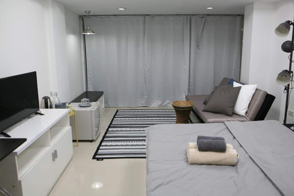S Apartment Deluxe Double Room, Balcony S104 5