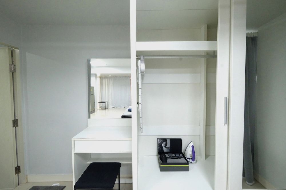 undefined S Apartment 5