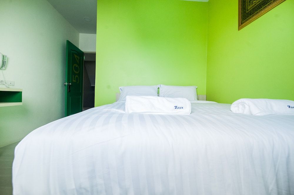 The Seven Luck Double Luck Room 13