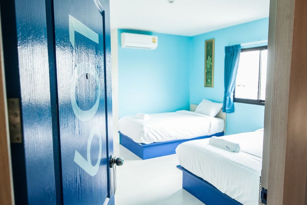 The Seven Luck Triple Luck Room