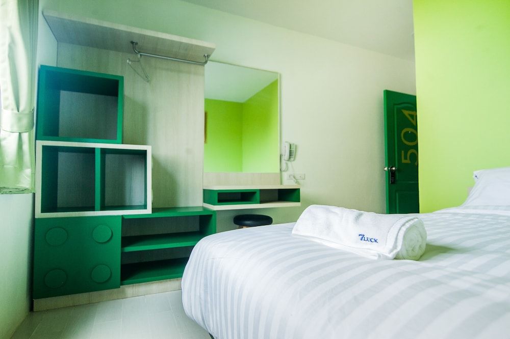 The Seven Luck Double Luck Room 11