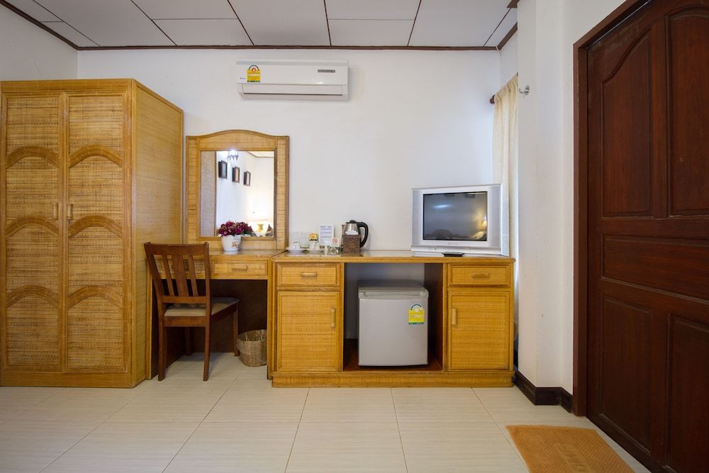 Koh Chang Grandview Resort Superior Cottage 5