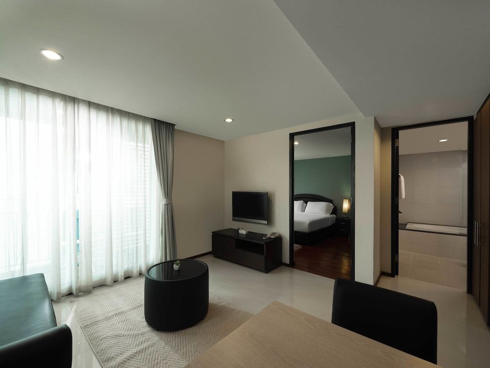 undefined Silom Lofts Hotel 9