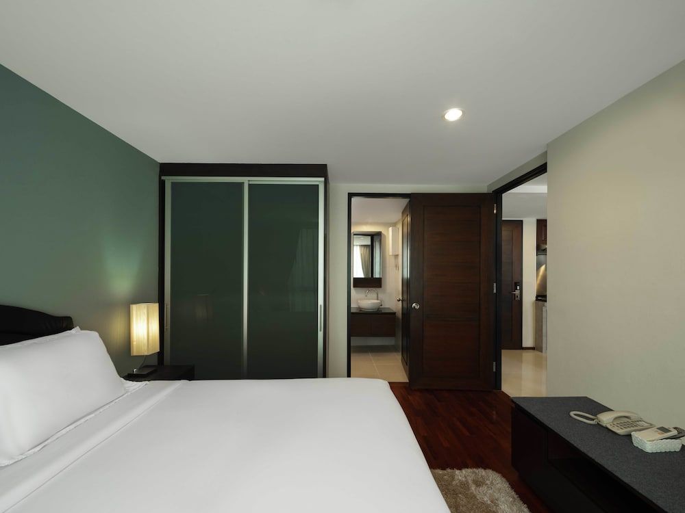 undefined Silom Lofts Hotel 10