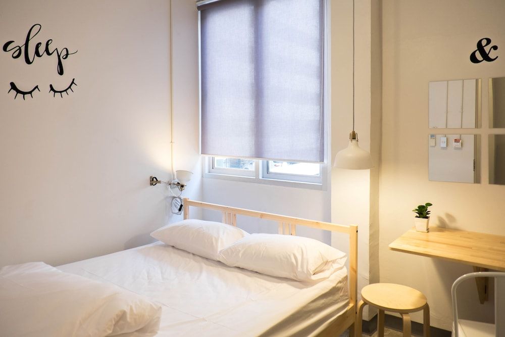 Movylodge Hostel Double Room, Shared Bathroom 4