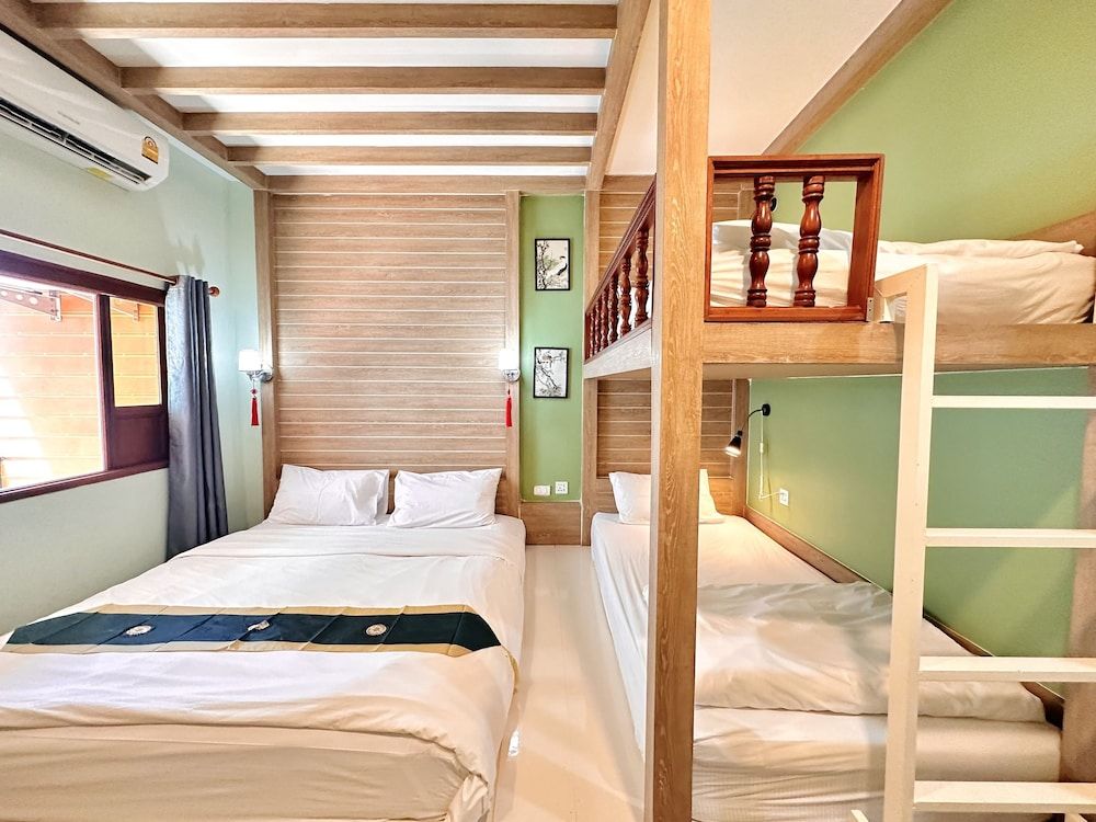 The Luna Hostel Family Triple Room, 1 Bedroom 4