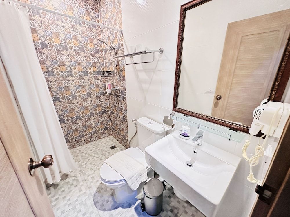 The Luna Hostel Family Triple Room, 1 Bedroom 8