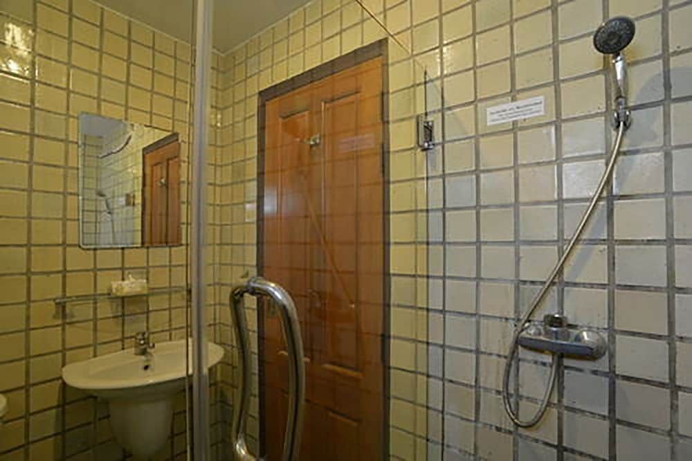 undefined Sri-Pat Guesthouse 8