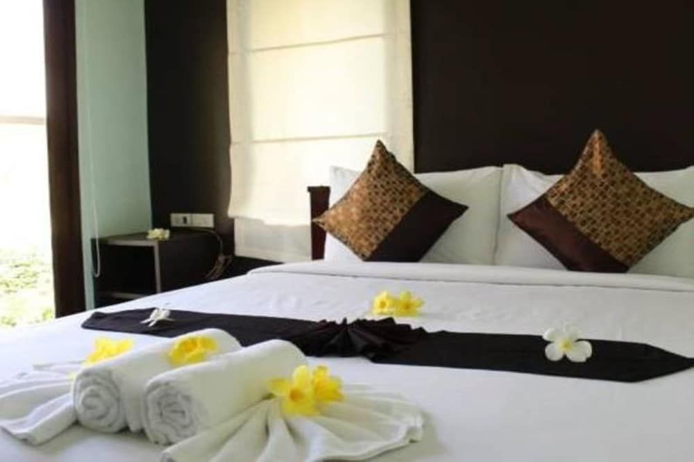 Khanom Sunrise Beach Hotel Standard Room