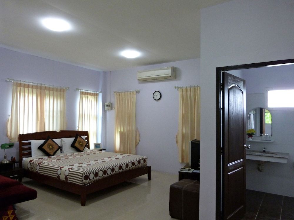 Bann Suan Rachawadee B&B Standard Double or Twin Room 4