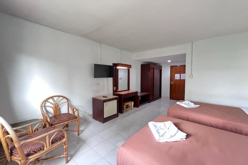 Pure Phuket Residence Standard Twin Room 3